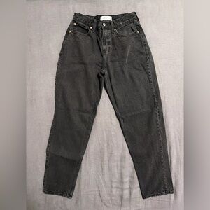 Abercrombie and Fitch Women's Low Rise Stacked Taper Jean Black Size 25 Short
